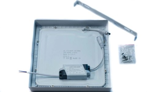 Panel natynkowy LED 30cm 24W 6000K 2200lm kąt świecenia 120° Panel natynkowy LED 30cm 24W 6000K 2200lm kąt świecenia 120°
