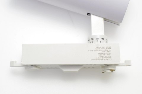 Reflektor LED lampa szynowa biała 30W 1 fazowa 6000K 3200lm kąt świecenia 24° Reflektor LED lampa szynowa biała 30W 1 fazowa 6000K 3200lm kąt świecenia 24°
