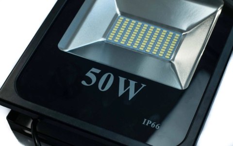 Naświetlacz halogen LED 50W 5700K 5000lm kąt świecenia 120° Naświetlacz halogen LED 50W 5700K 5000lm kąt świecenia 120°