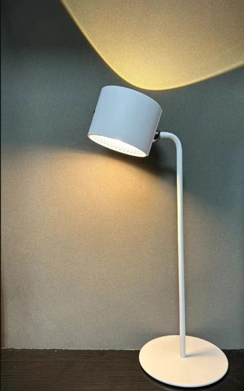 Lampka LED biurkowa kinkiet magnetyczna bezprzewodowa 3w1 biała 10W USB Lampka LED biurkowa kinkiet magnetyczna bezprzewodowa 3w1 biała 10W USB