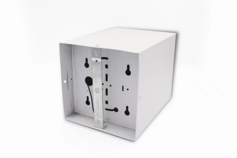 Oprawa sufitowa natynkowa CUBE biała kwadratowa Oprawa sufitowa natynkowa CUBE biała kwadratowa