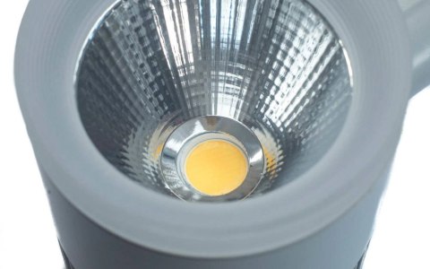 Reflektor LED lampa szynowa biała 40W 3 fazowa 4500K 4000lm kąt świecenia 30° Reflektor LED lampa szynowa biała 40W 3 fazowa 4500K 4000lm kąt świecenia 30°